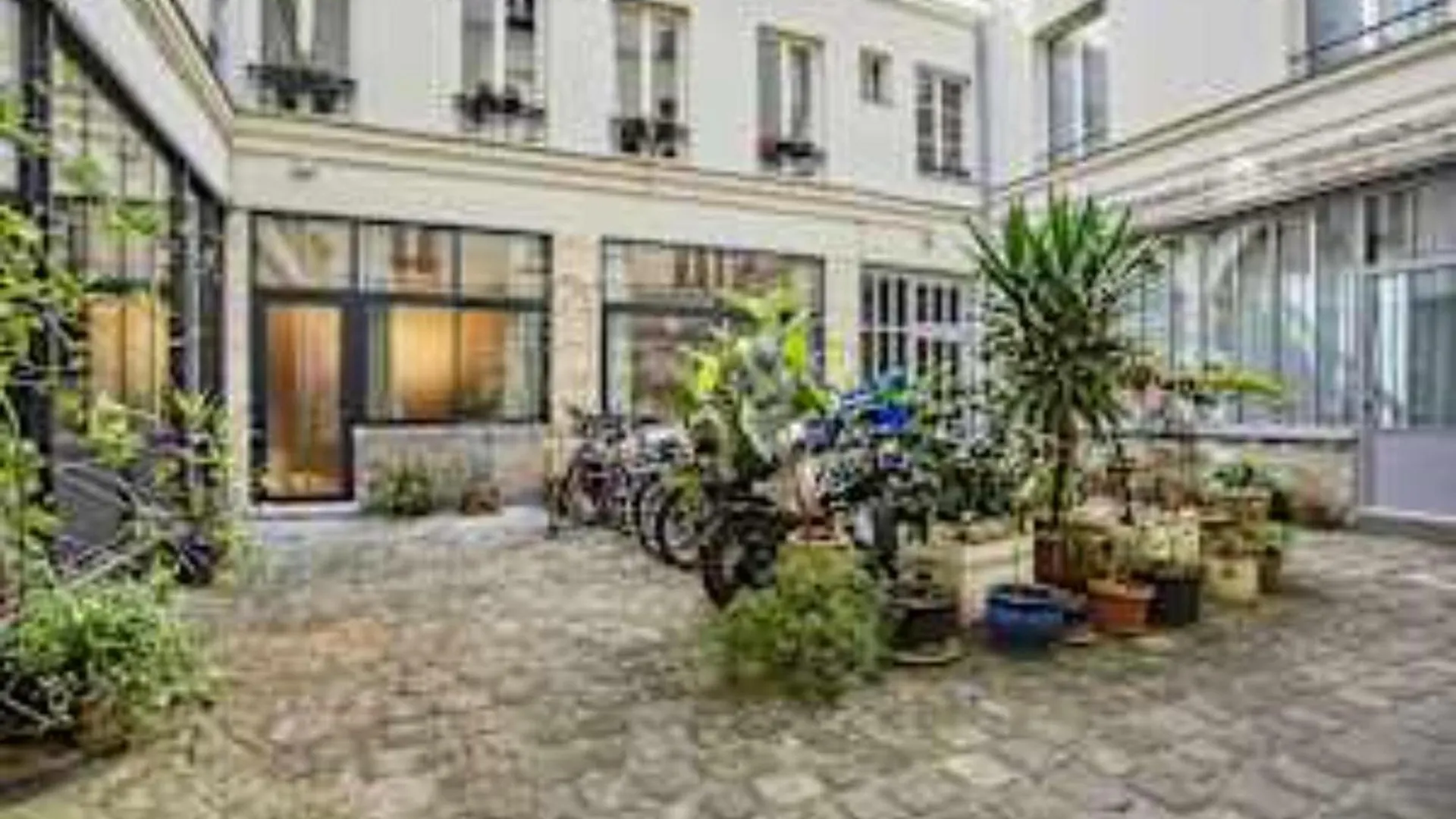 Superb Ac Apartment Center Of Paris